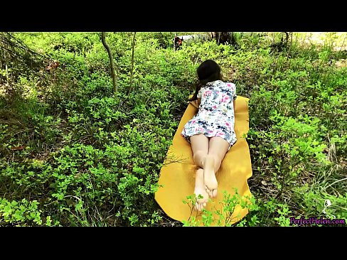 ❤️ Tinder တွင် သူစိမ်းတစ်ယောက်သည် ကျွန်ုပ်၏ Pussy နှင့် Fucks များကို တောထဲ၌ စိတ်အားထက်သန်စွာ အနိုင်ယူသည်။ Fucking my.sexafinkarasskaz.ru ❌❤